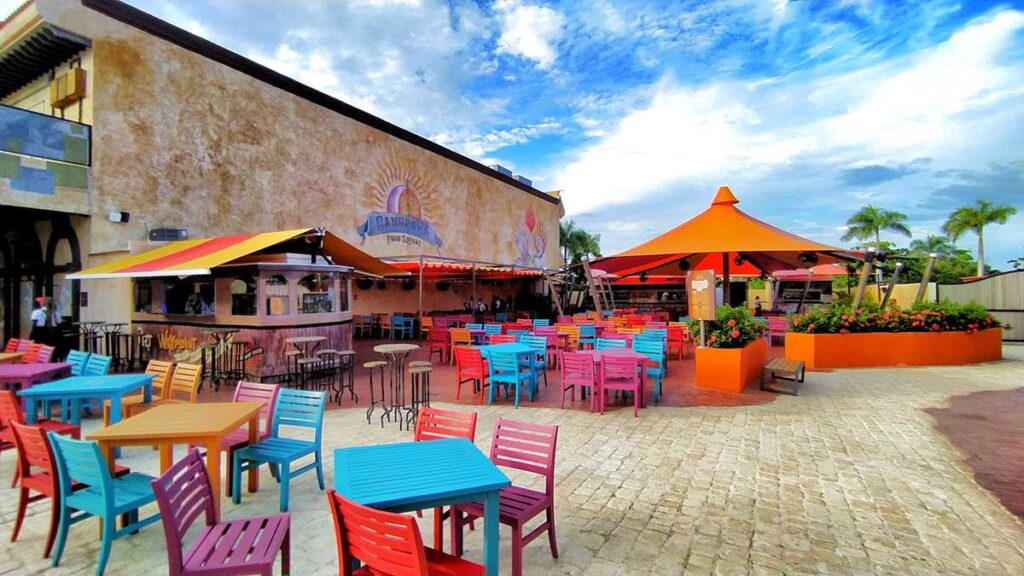 The food court at Katmandu Punta Cana, which can be accessed free of charge