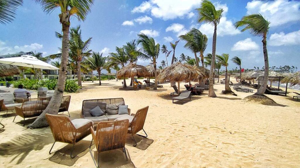 The relaxing beach at Live Aqua Resort Punta Cana