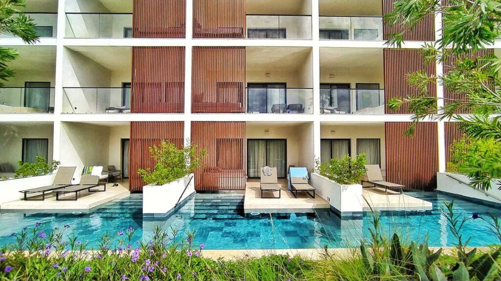 Swim Up Rooms at live punta cana hotel