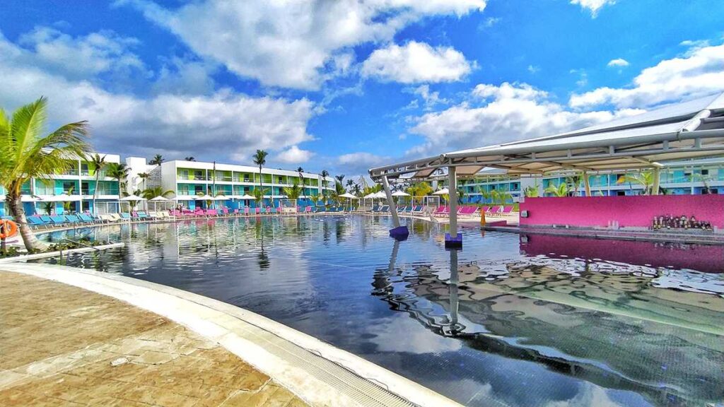 The Sexy Pool Vibes at Temptation Miches Resort