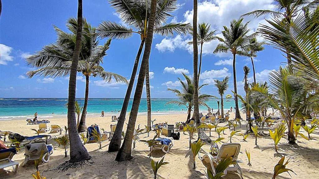 White sandy beach and turquoise sea at Riu Palace Bavaro