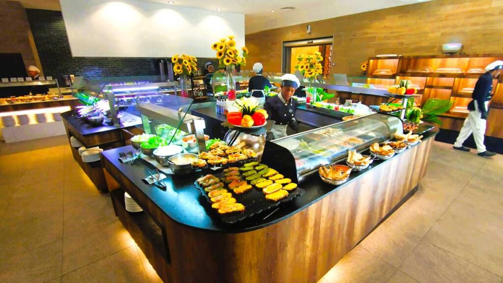 The all-inclusive buffet at Grand Bavaro Princess in Punta Cana