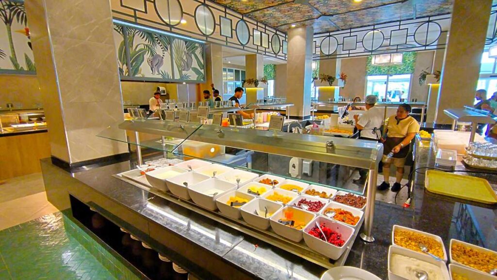 The new buffet at Riu Palace Macao Resort