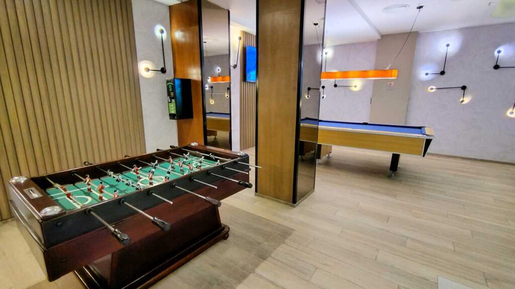 The new sports bar at Riu Palace Macao