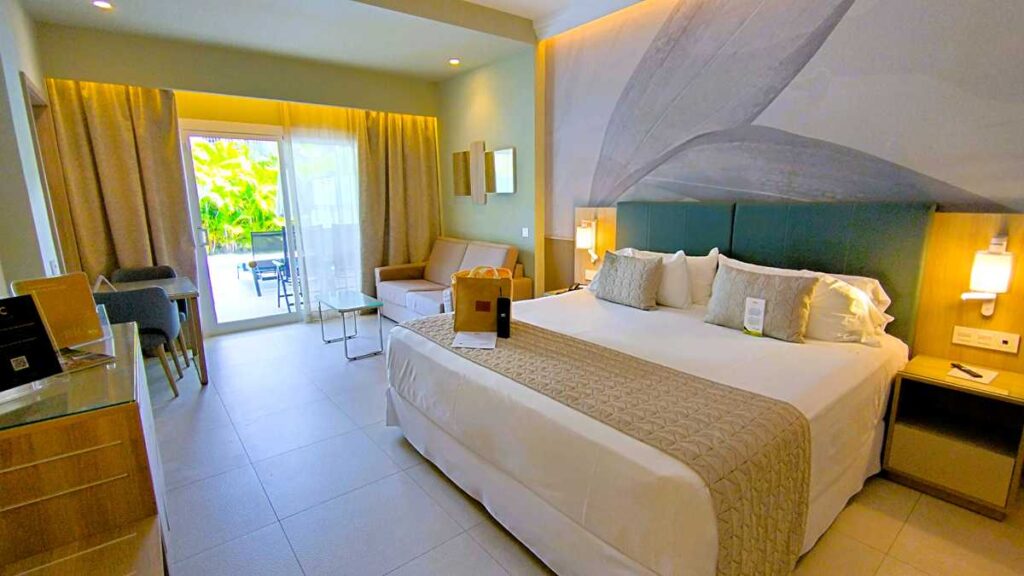 Beautiful suites at Riu Palace Macao, a renovated all-inclusive resort