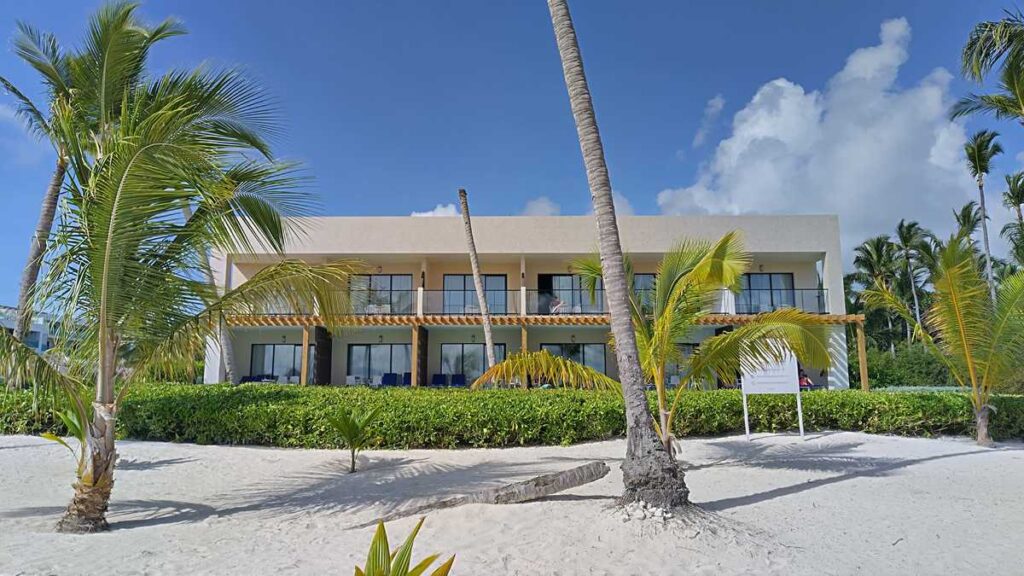 Beachfront rooms at Serenade Resort Punta Cana with direct access to the beach