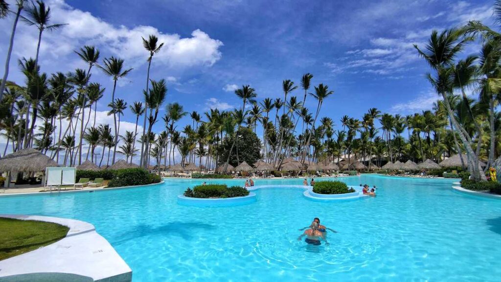 Swimming pool at Meliá Punta Cana Beach Resort