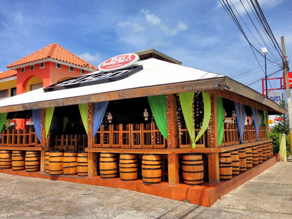 Kan Drink House, one of the local favorites in Bavaro and Punta Cana for nightlife