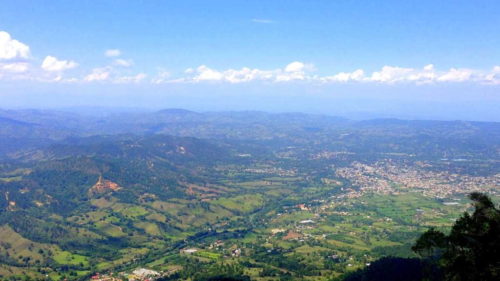 View over Jarabacoa from the Mogote hill