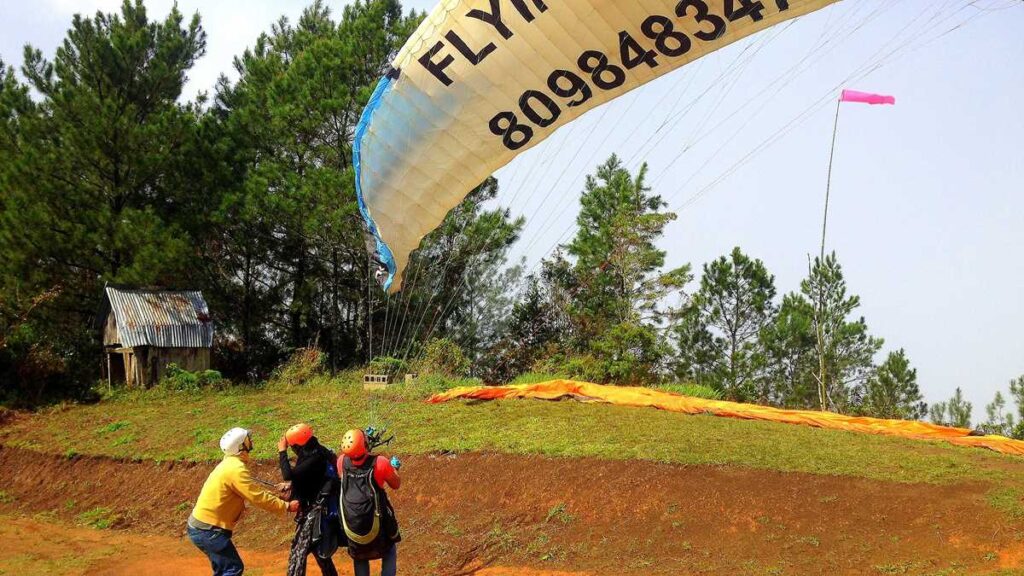 Paragliding in Jarabacoa is a popular outdoor activity in this part of the Dominican Republic