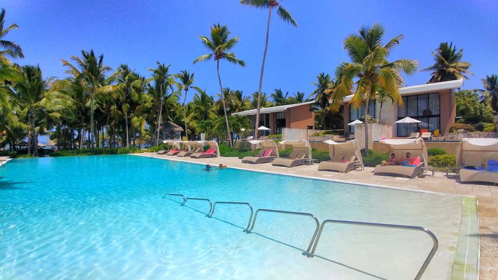 The infinity pool at Catalonia Royal Bavaro