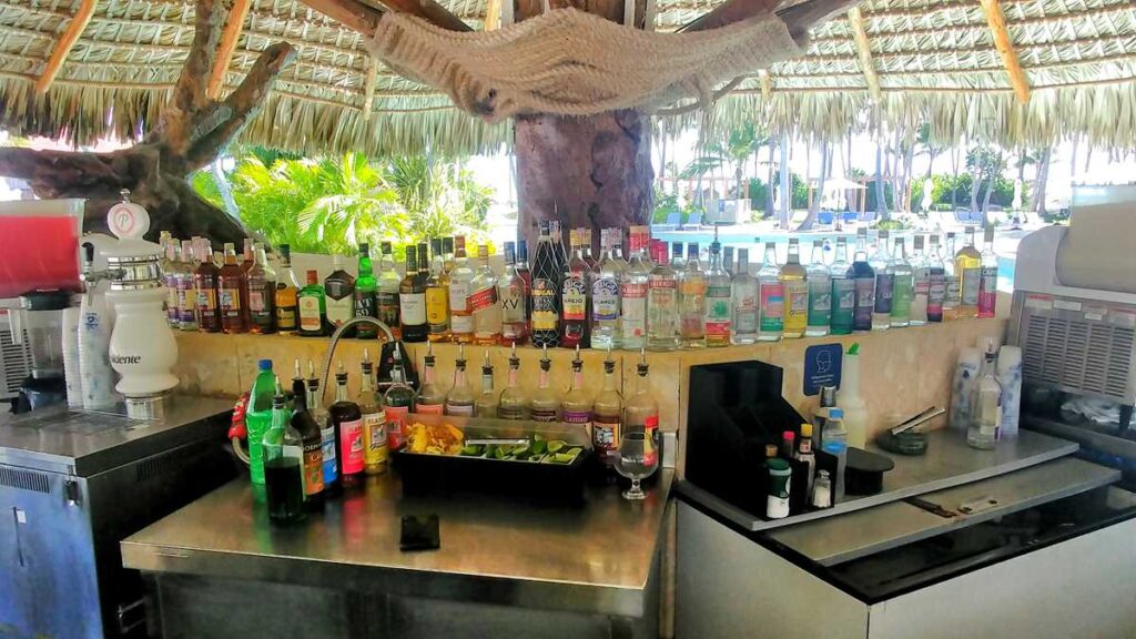 Grand Bavaro Princess bars and alcohol including various liquor brands