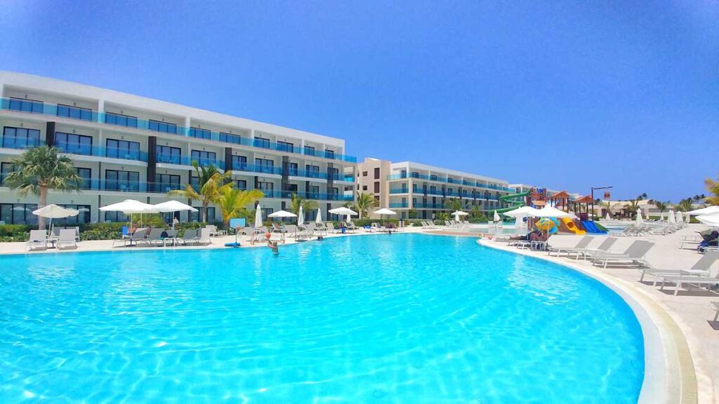 The activities pool at Serenade Punta Cana All Inclusive