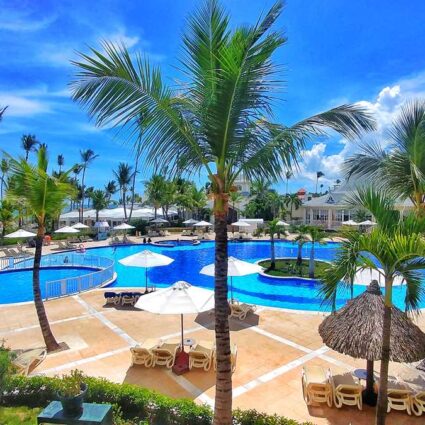 Overview of Bahia Principe Luxury Esmeralda, a beautiful all-inclusive resort in Punta Cana
