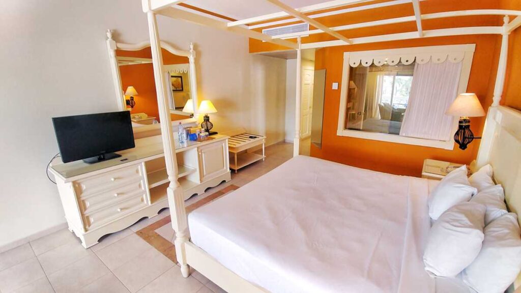 The rooms at Bahia Principe Luxury Esmeralda all-inclusive