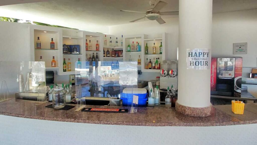 The bar at whala Bayahibe