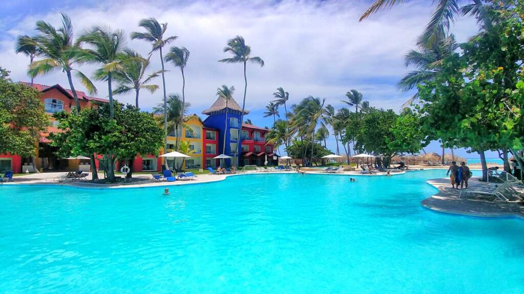 The main pool of Tropical Deluxe Princess, an all-inclusive resort in Punta Cana