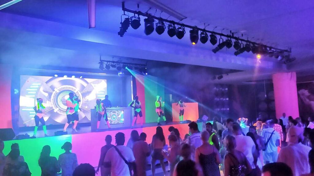Riu Get Together Party at Riu Republica with a Neon Party