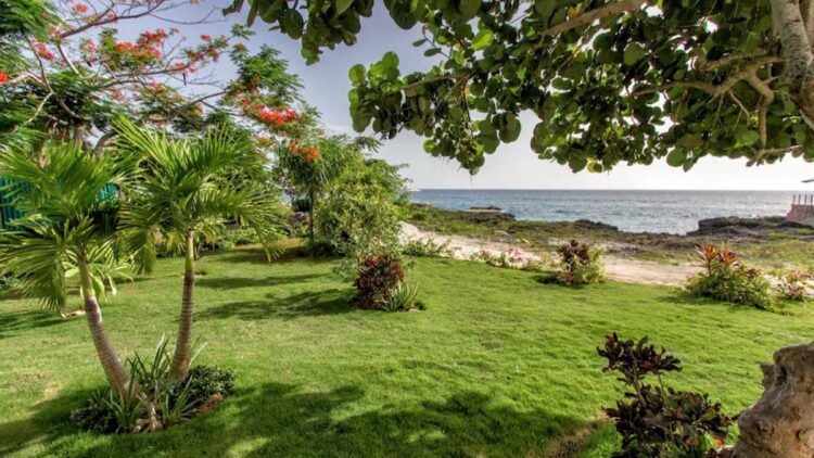 View from a beautiful oceanfront apartment in Bayahibe